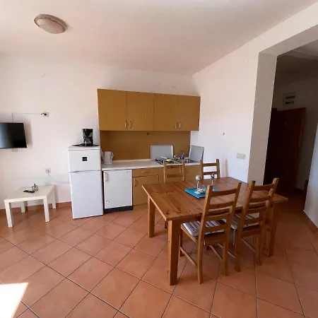 Theresa Apartment Barbat na Rabu