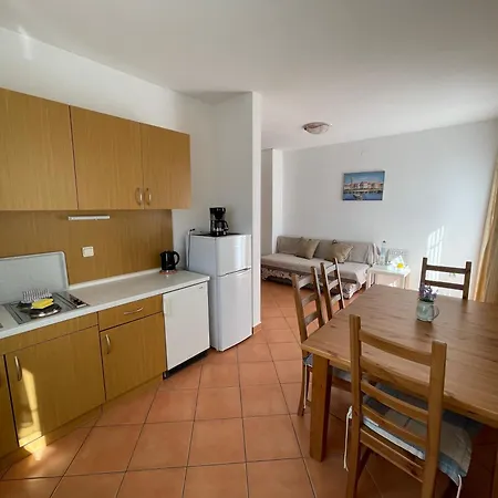 Theresa Apartment Barbat na Rabu