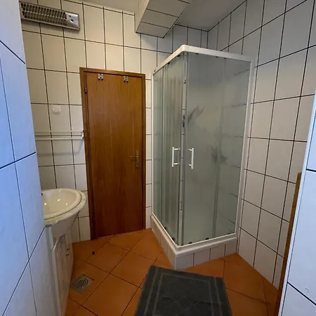 Theresa Apartment