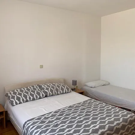 Theresa Barbat na Rabu